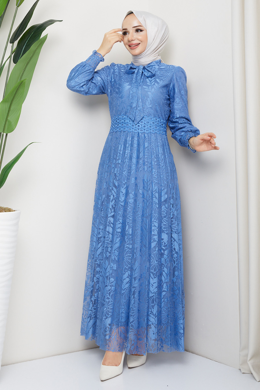 BLUE  DRESS  