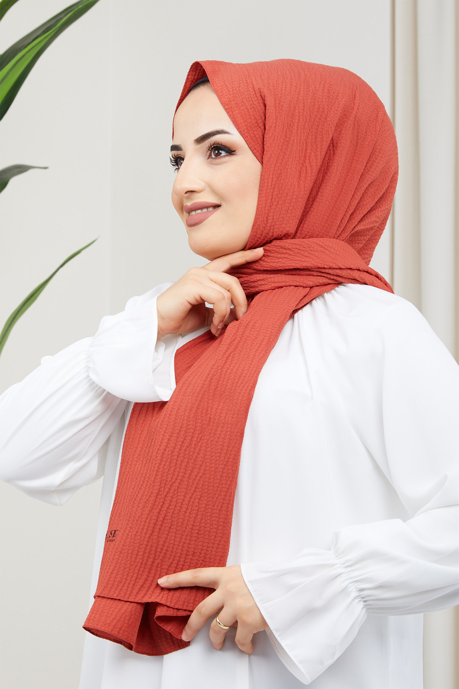 BRICK COLOR   -  SHAWL