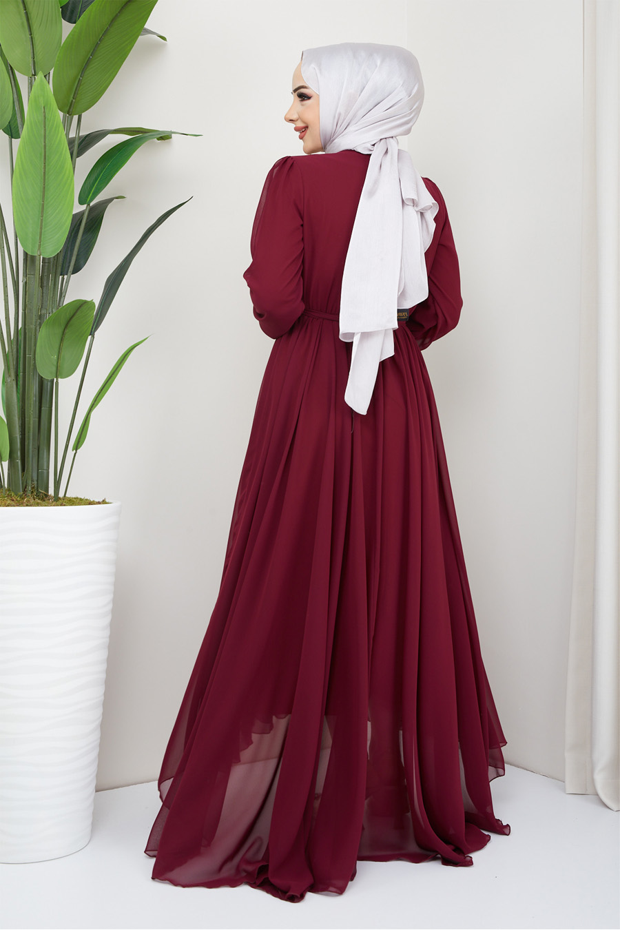 CLARET RED EVENING DRESS  