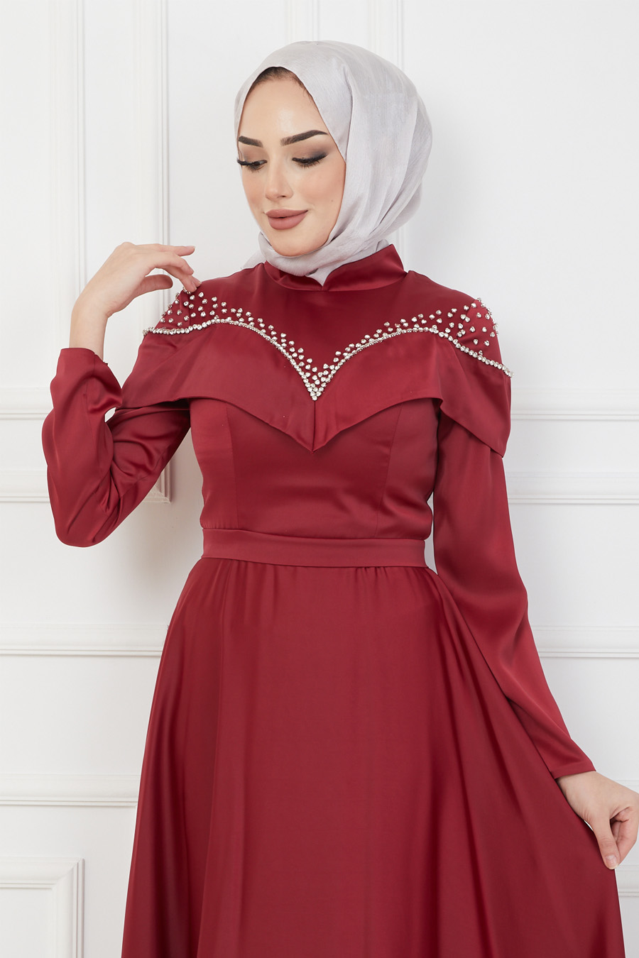 CLARET RED EVENING DRESS  