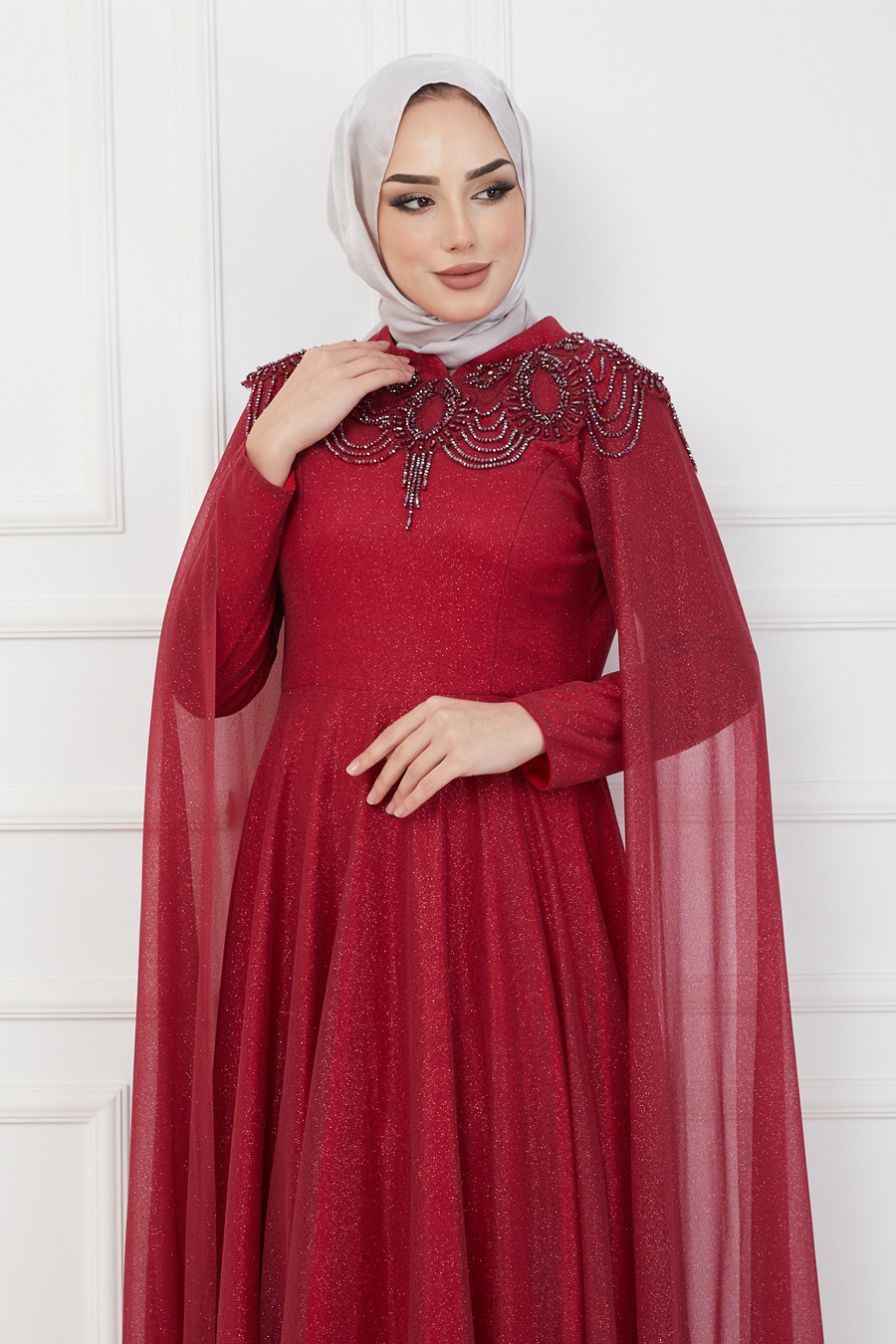 CLARET RED EVENING DRESS  
