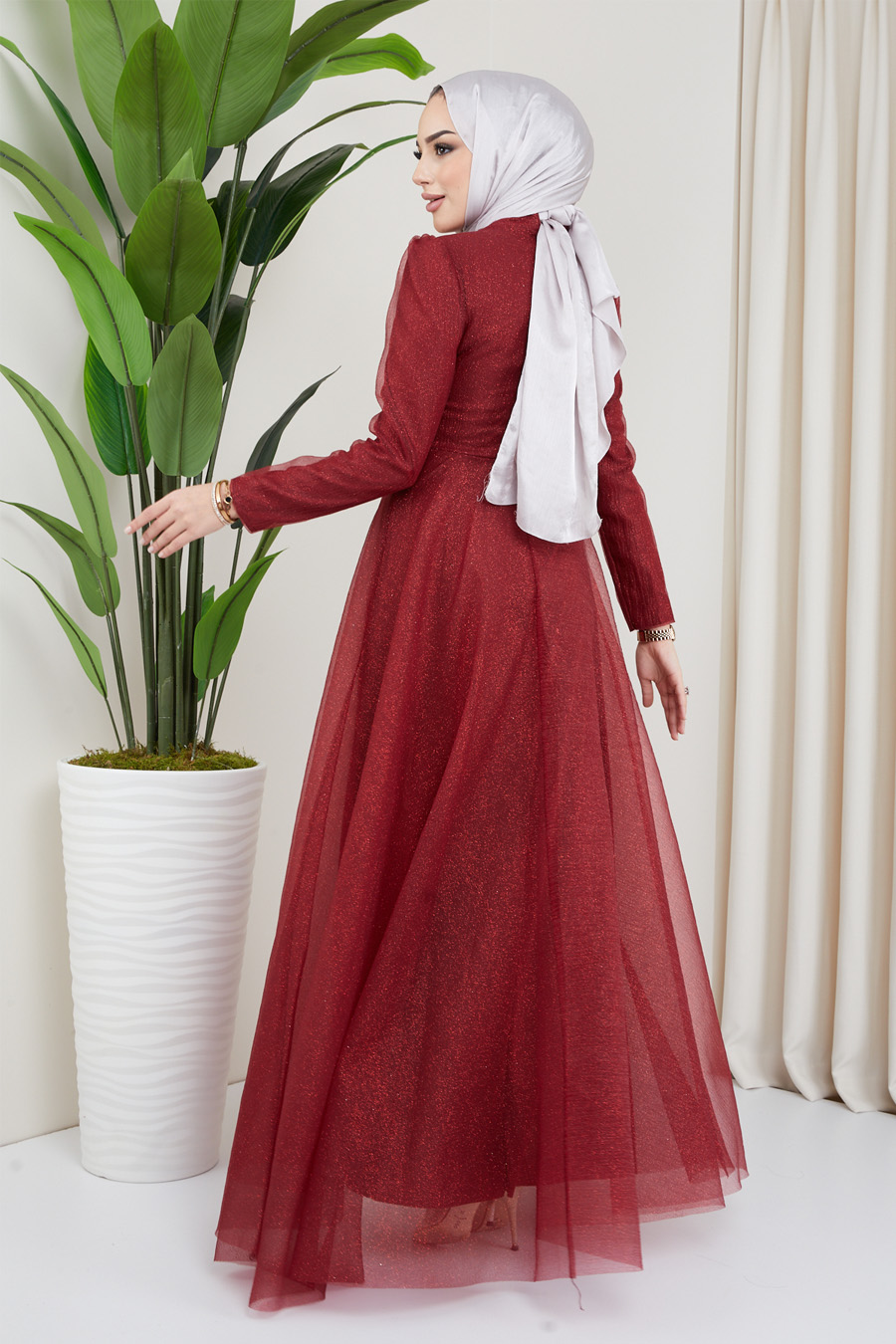 CLARET RED EVENING DRESS  