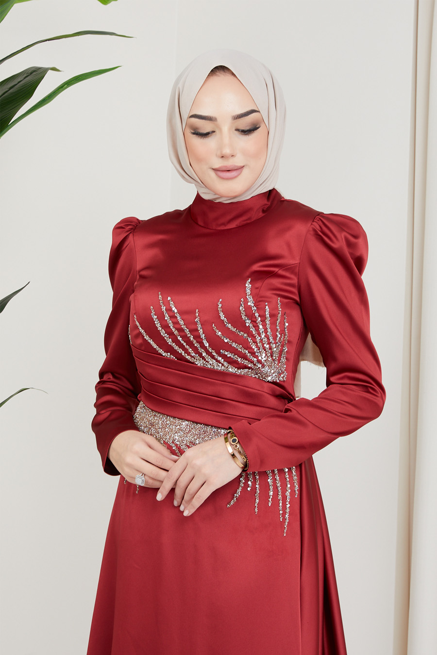 CLARET RED EVENING DRESS  