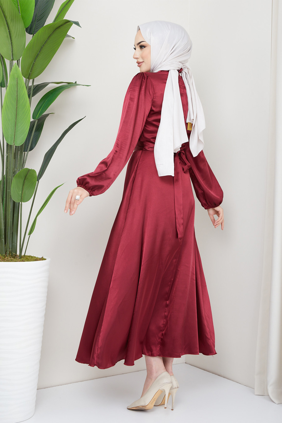 CLARET RED EVENING DRESS   CLARET RED EVENING DRESS