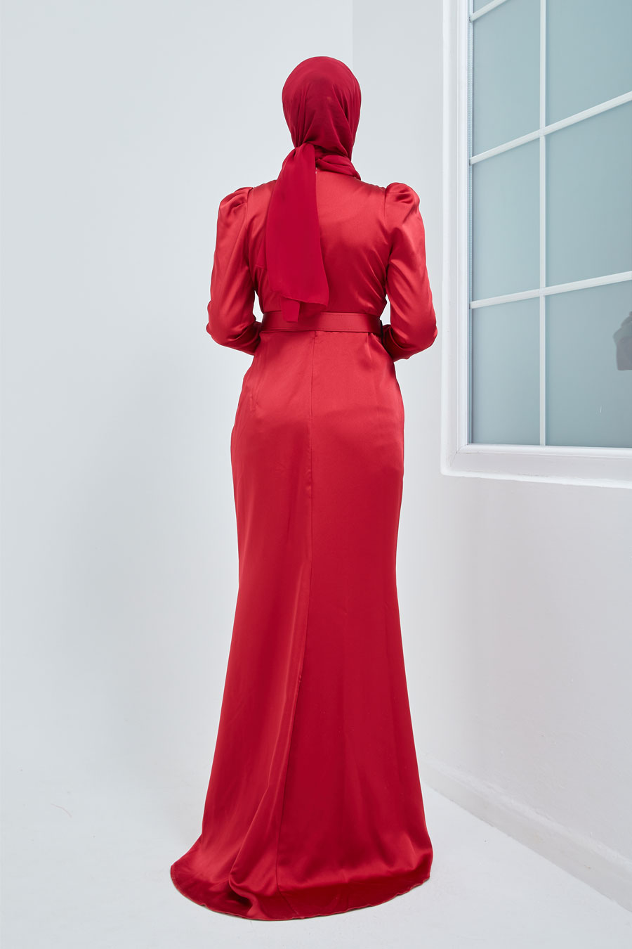 CLARET RED EVENING DRESS  