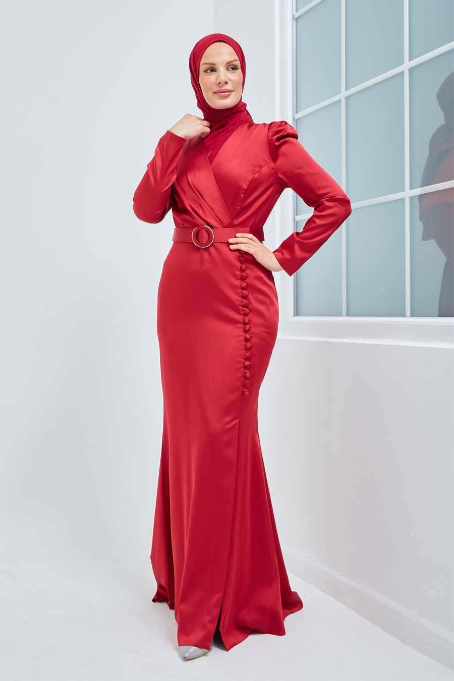CLARET RED EVENING DRESS  