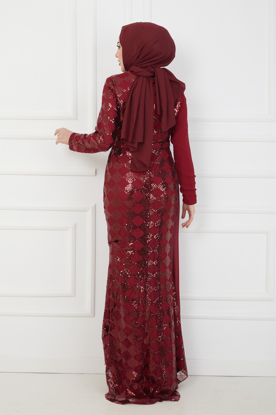 CLARET RED EVENING DRESS  