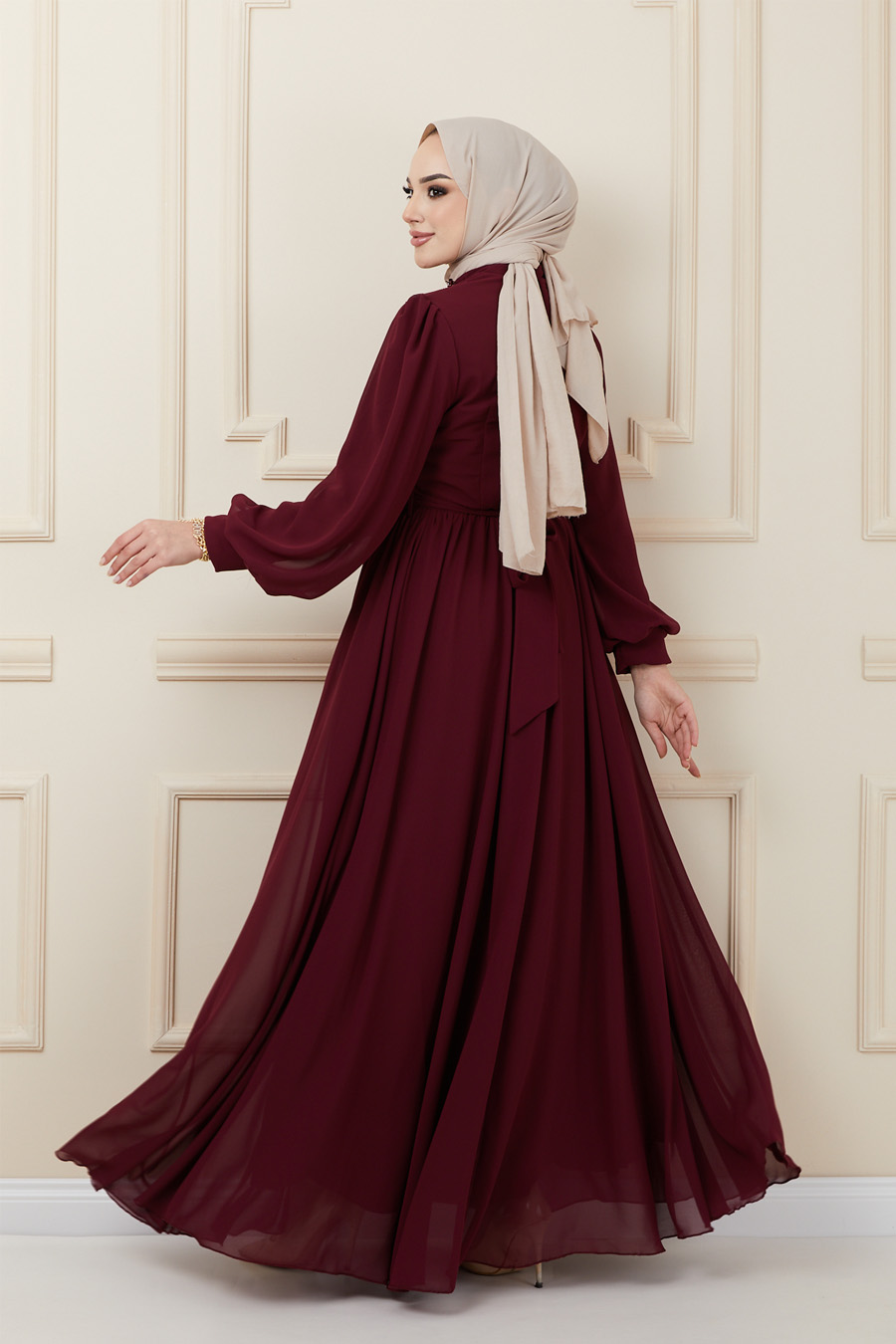 CLARET RED EVENING DRESS  