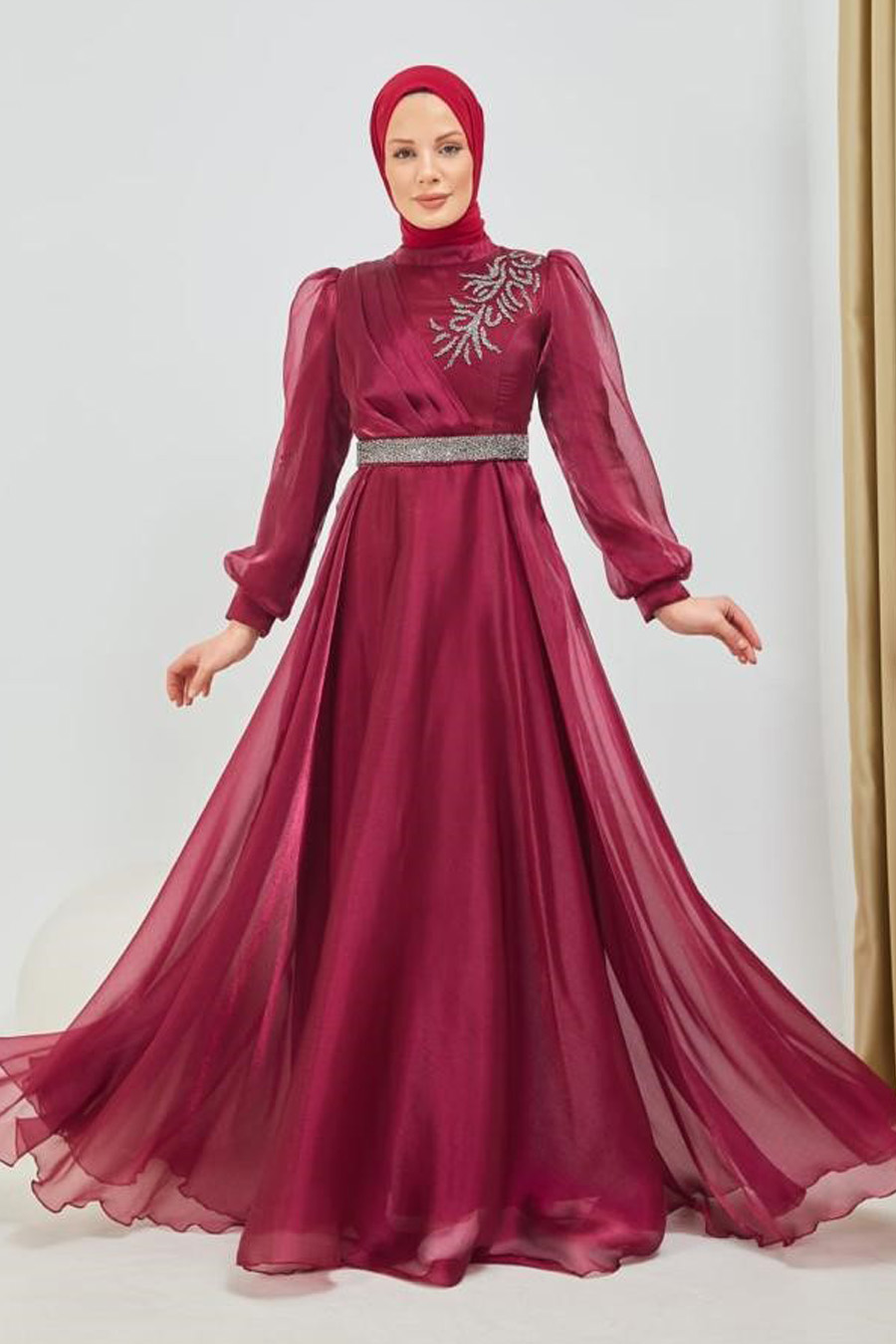 CLARET RED EVENING DRESS  