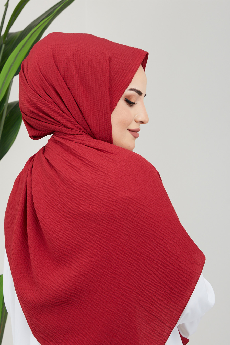 CLARED RED  -  SHAWL