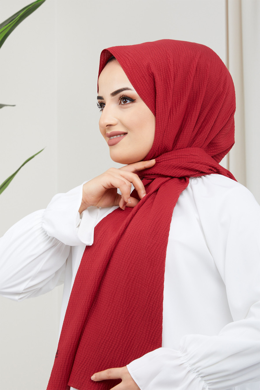 CLARED RED  -  SHAWL