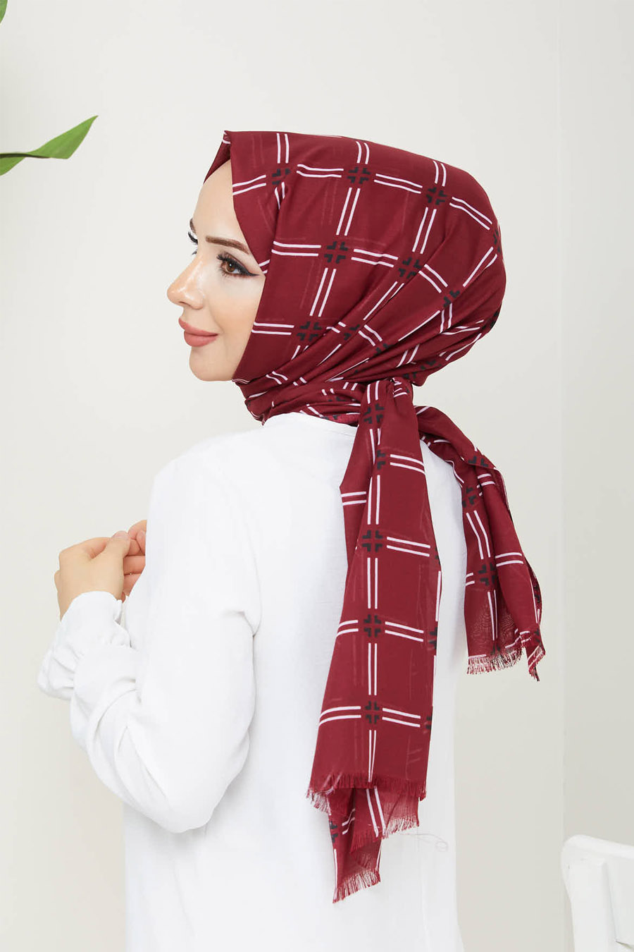 CLARED RED - SHAWL