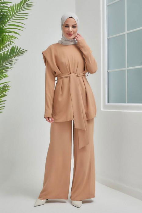 CREAM COLORTUNIC AND PANT SUIT