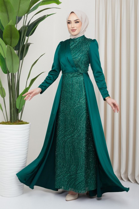 GREEN EVENING DRESS  