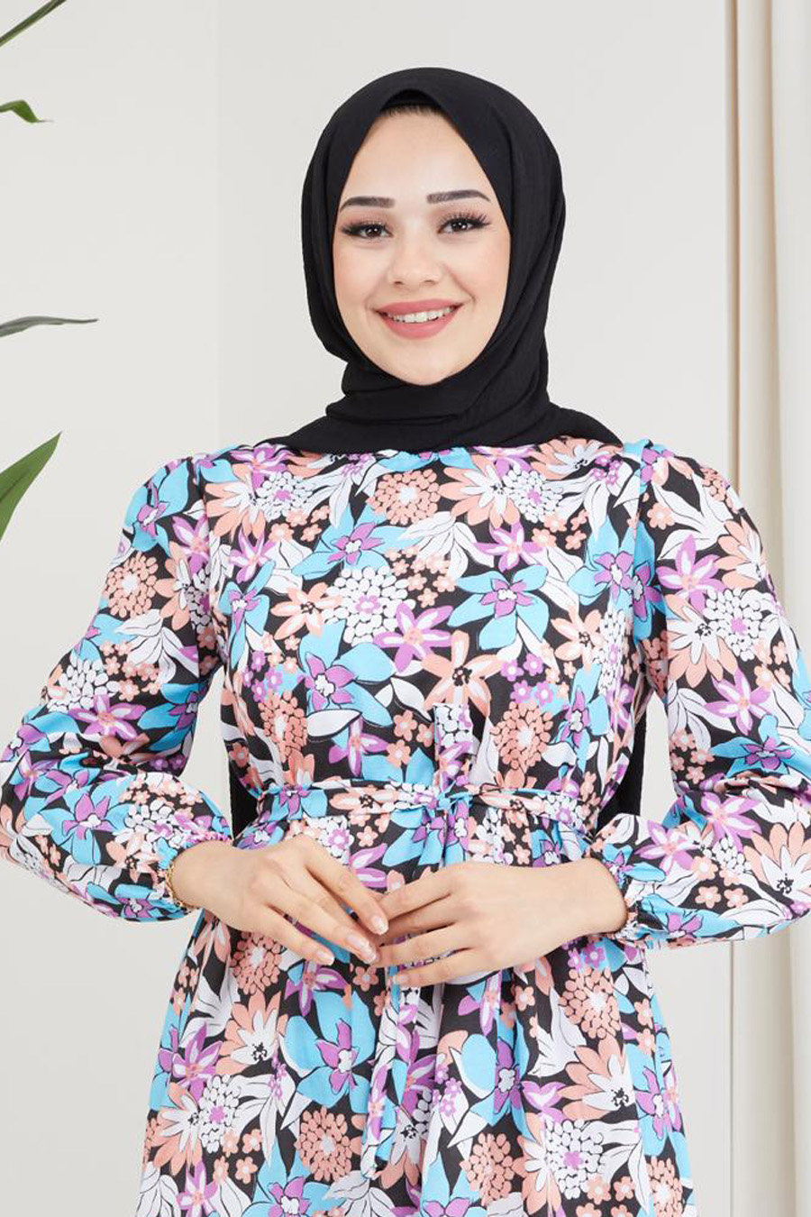 FLOWER PATTERNED BLUE DRESS