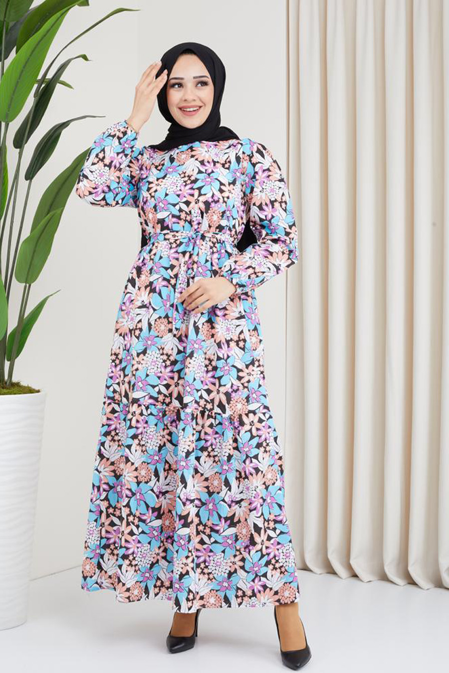 FLOWER PATTERNED BLUE DRESS