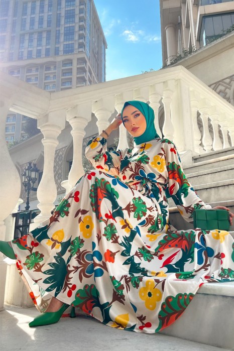 FLOWER PATTERNED GREEN DRESS