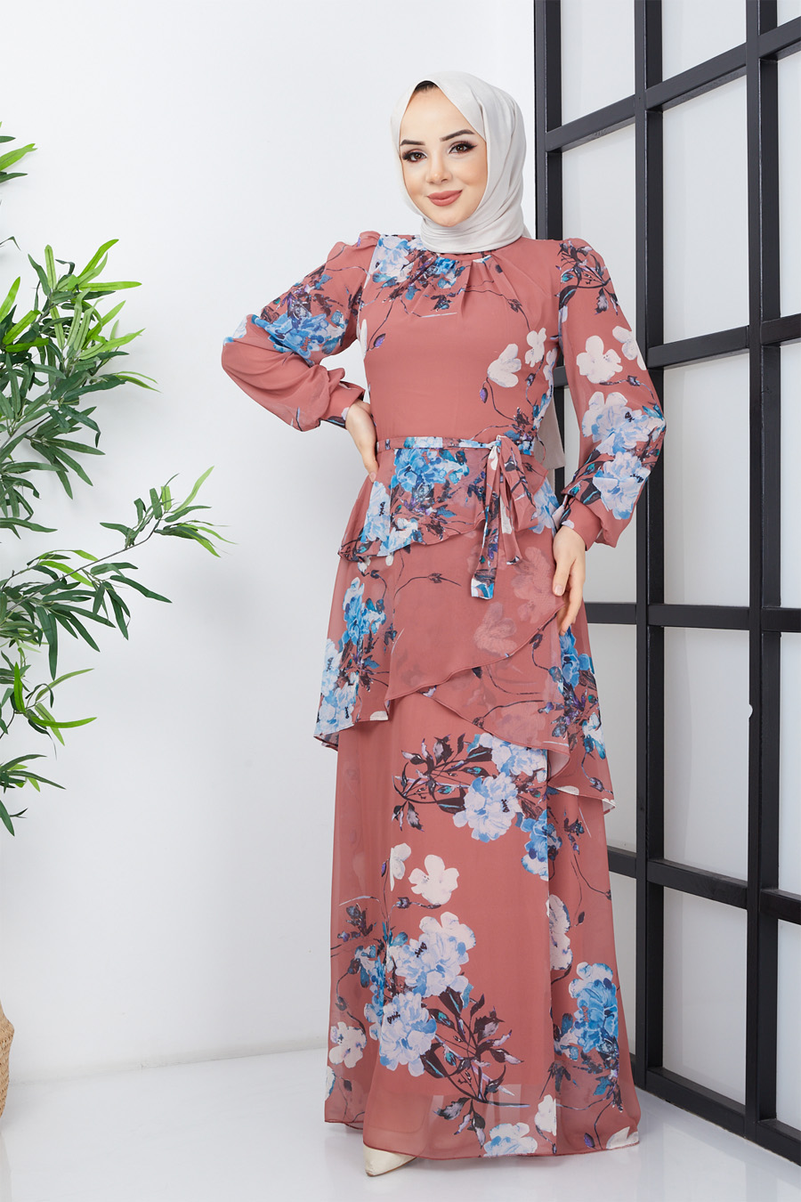 FLOWER PATTERNED POWDER PINK DRESS