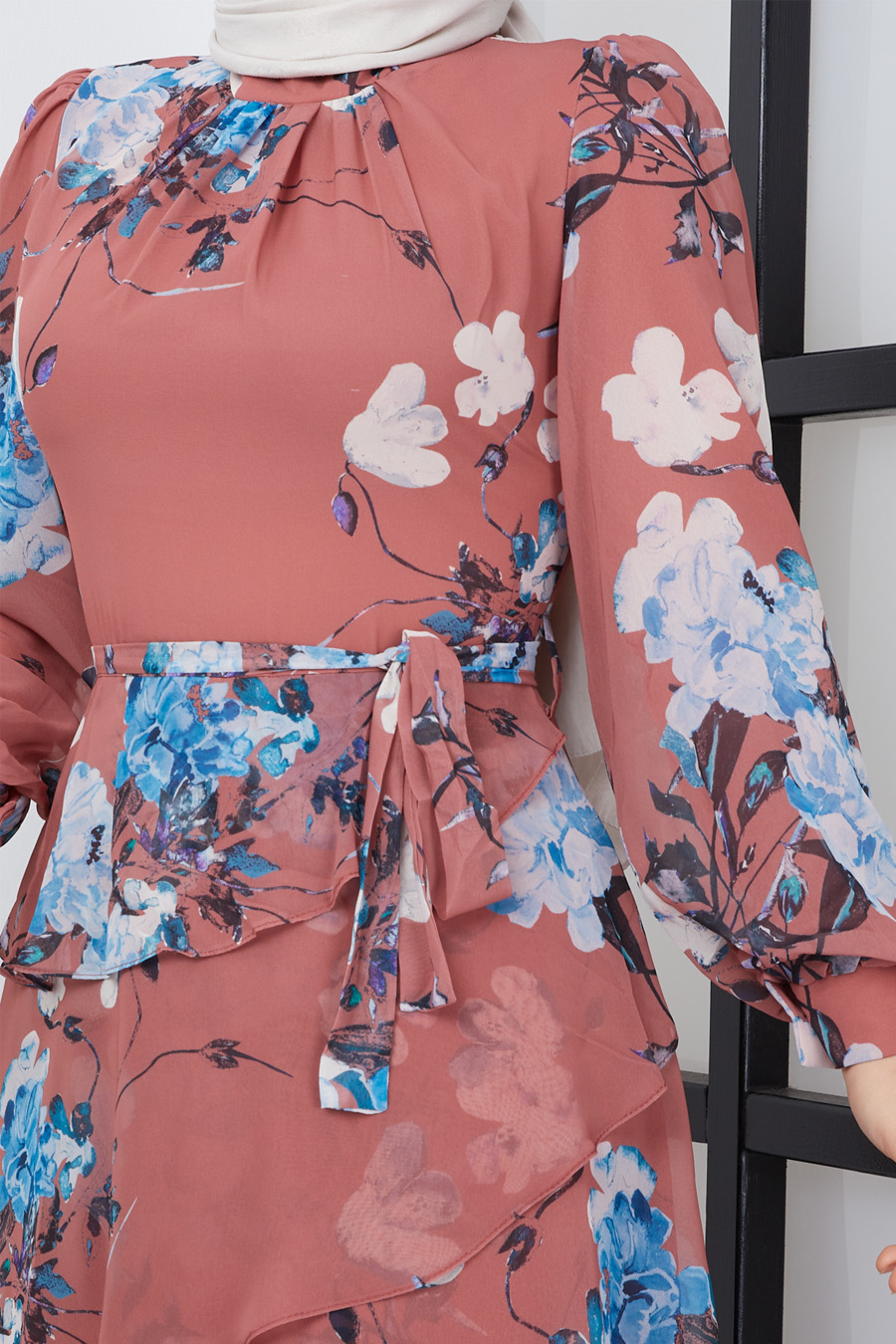 FLOWER PATTERNED POWDER PINK DRESS