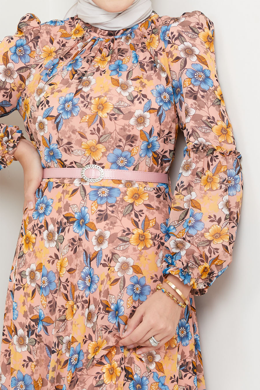 FLOWER  PATTERNED SALMON  COLOR  DRESS  