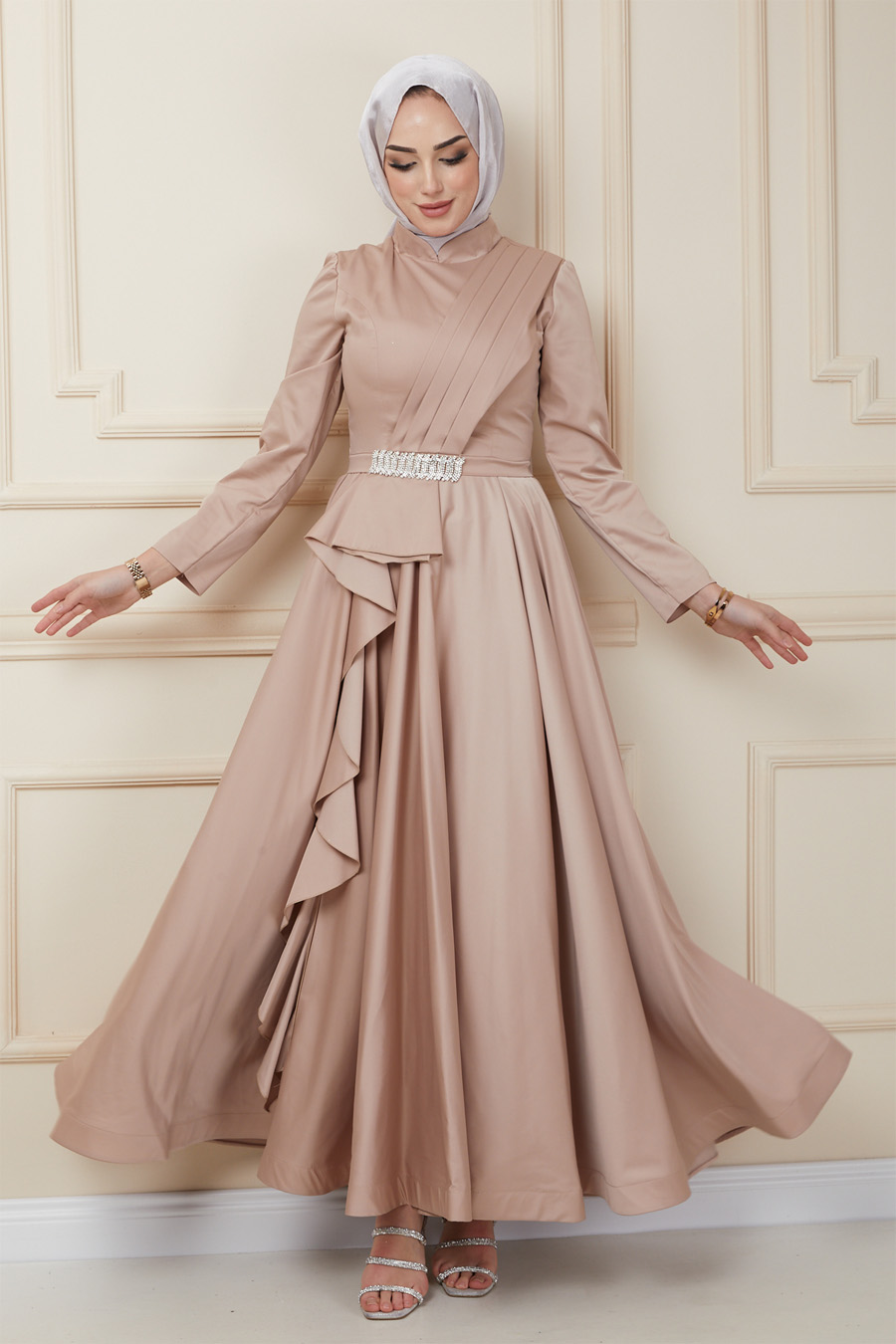 GOLD EVENING DRESS  