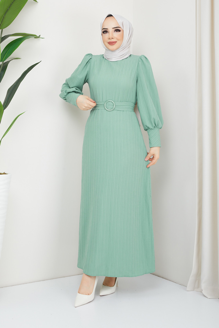 GREEN DRESS