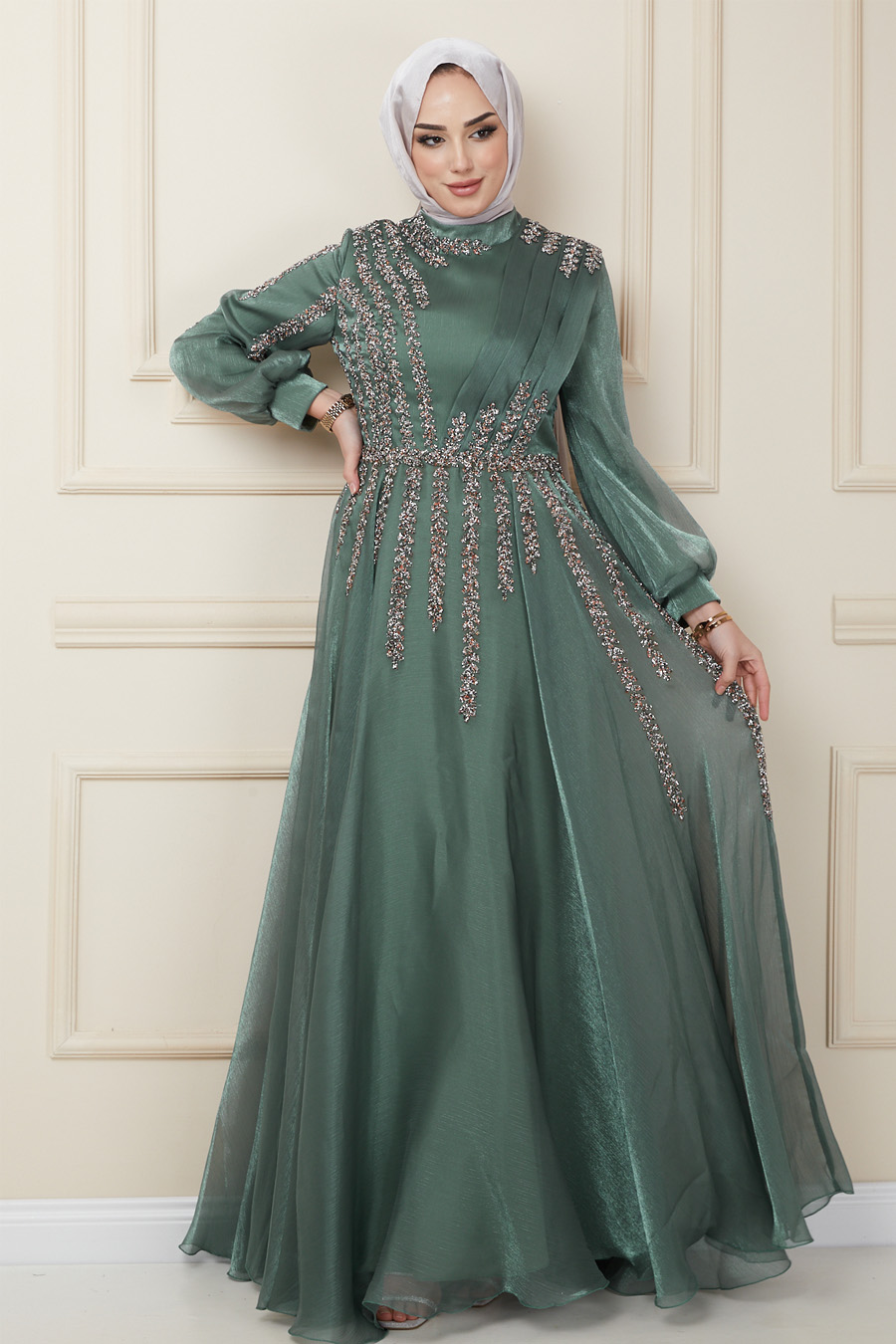 GREEN EVENING DRESS  
