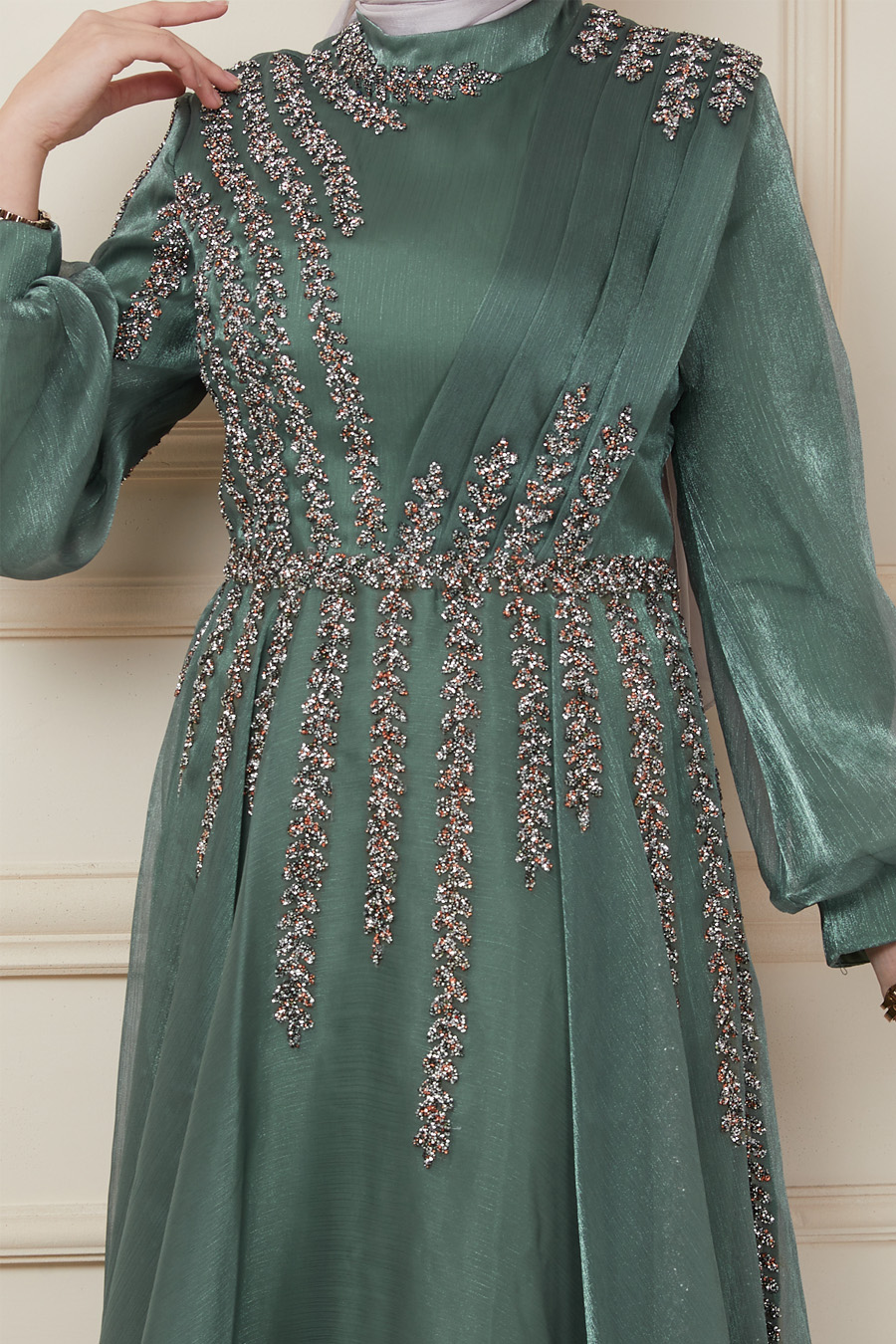 GREEN EVENING DRESS  