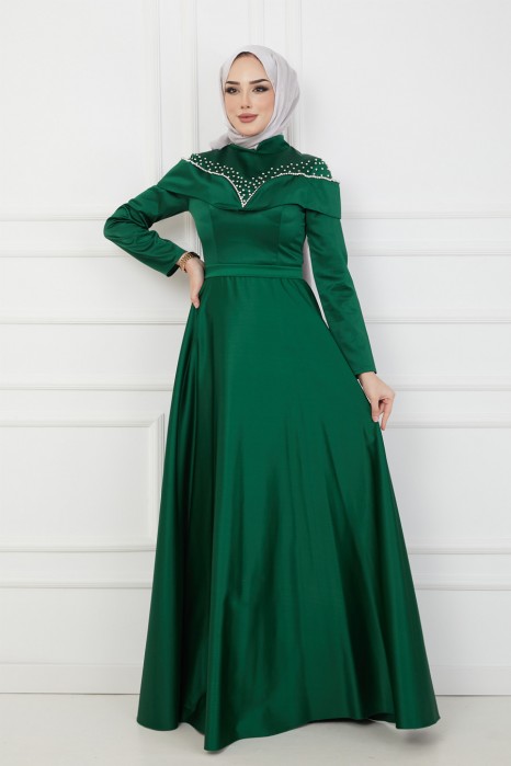GREEN EVENING DRESS  