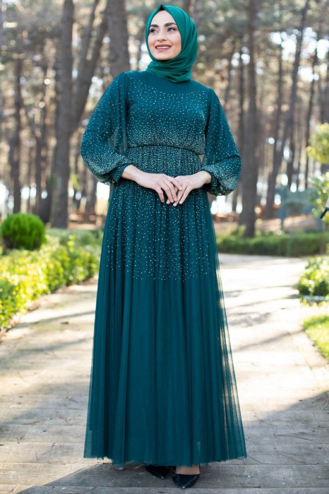 GREEN EVENING DRESS  