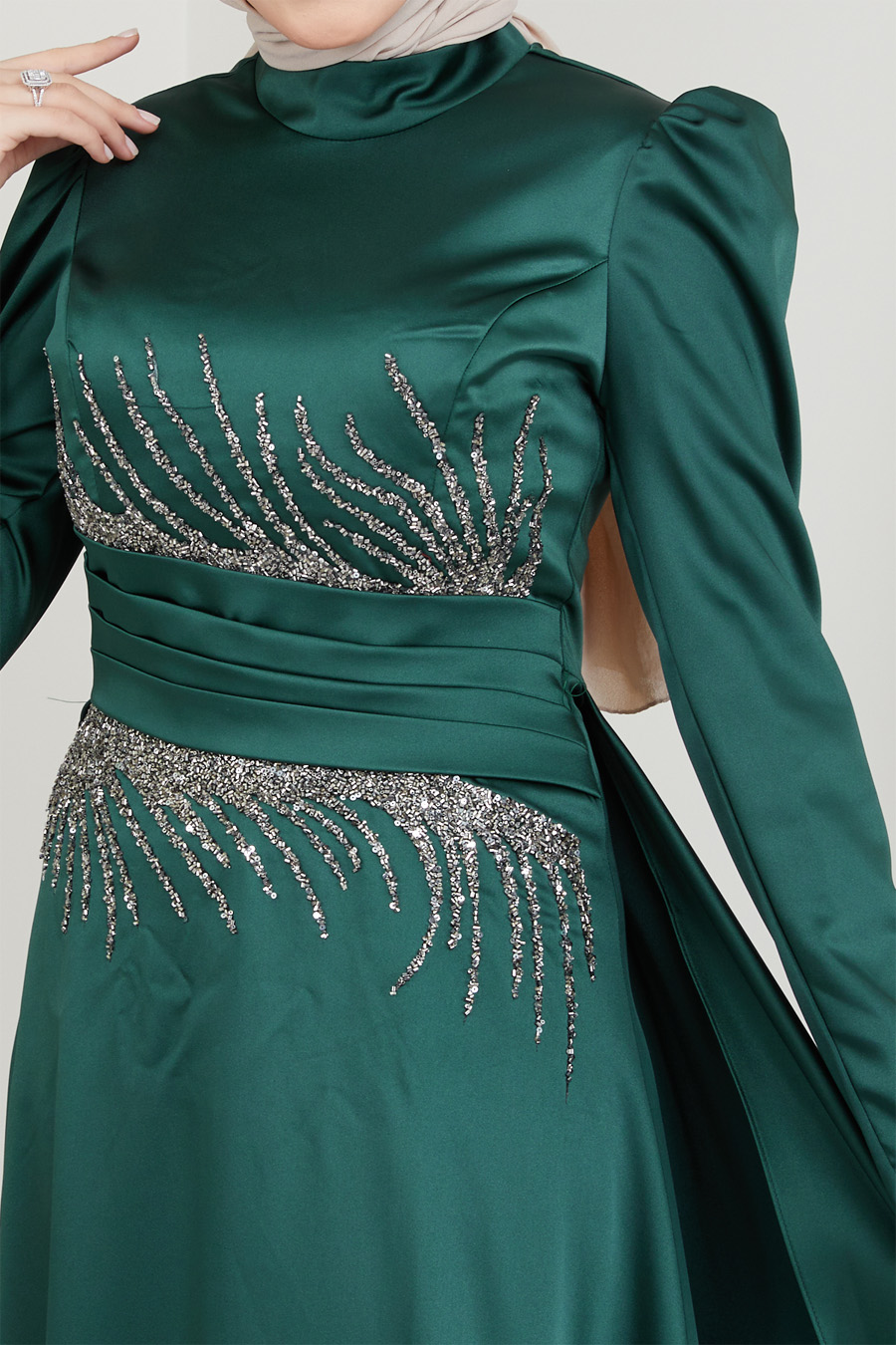 GREEN EVENING DRESS  