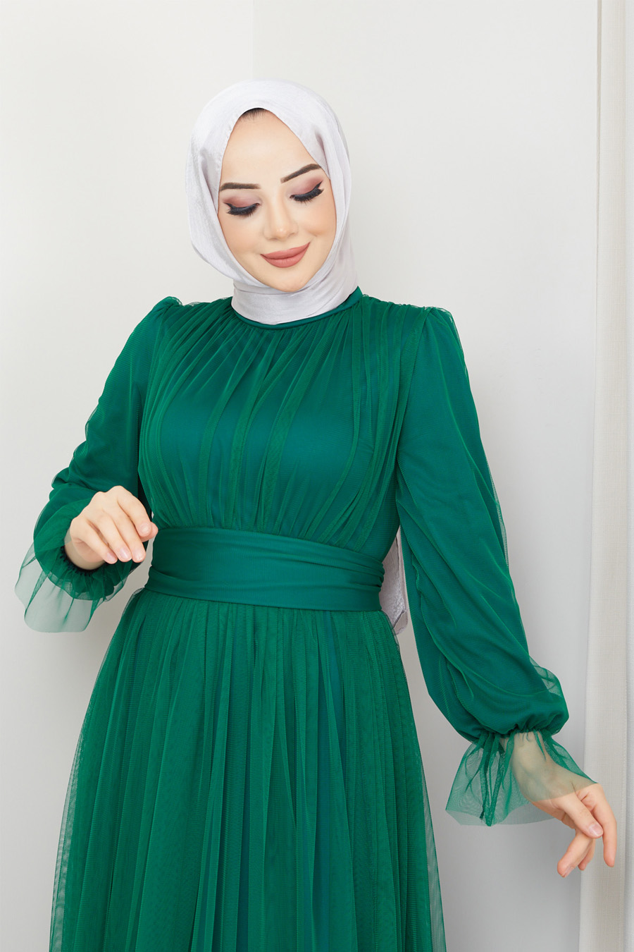 GREEN EVENING DRESS  