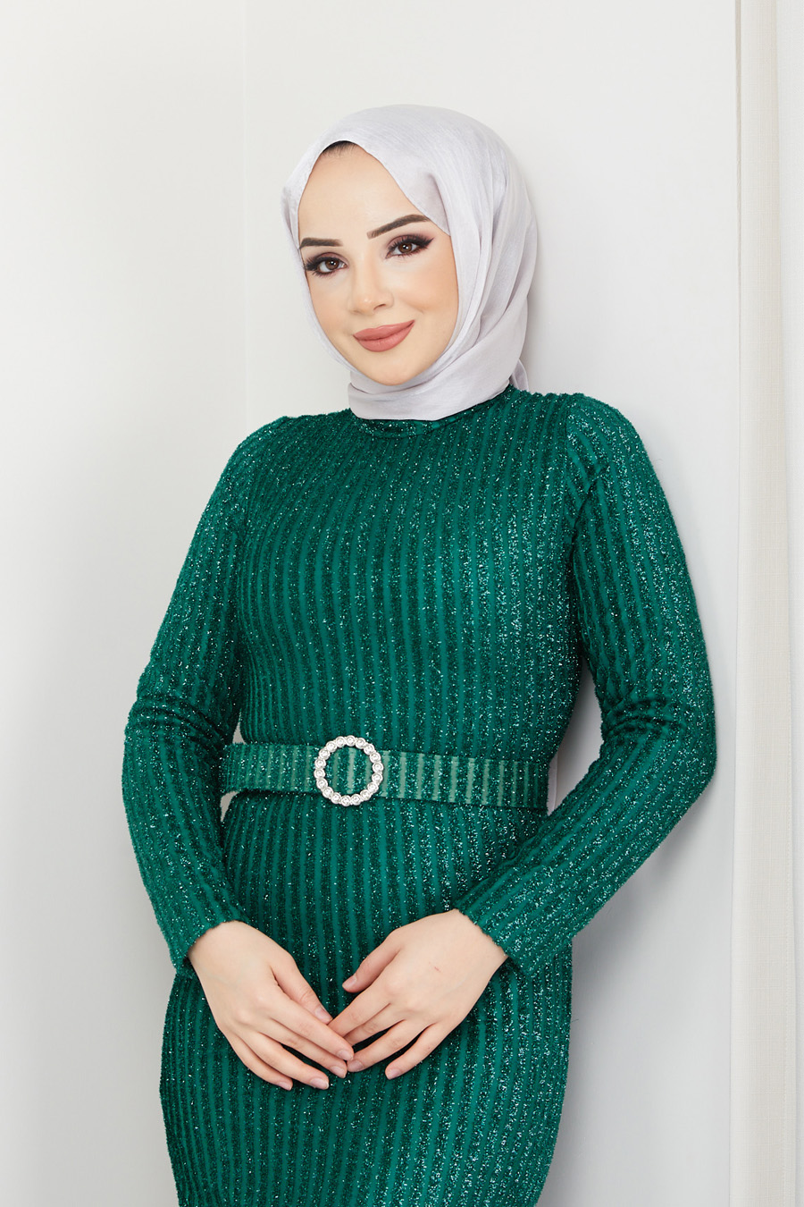 GREEN EVENING DRESS   GREEN EVENING DRESS