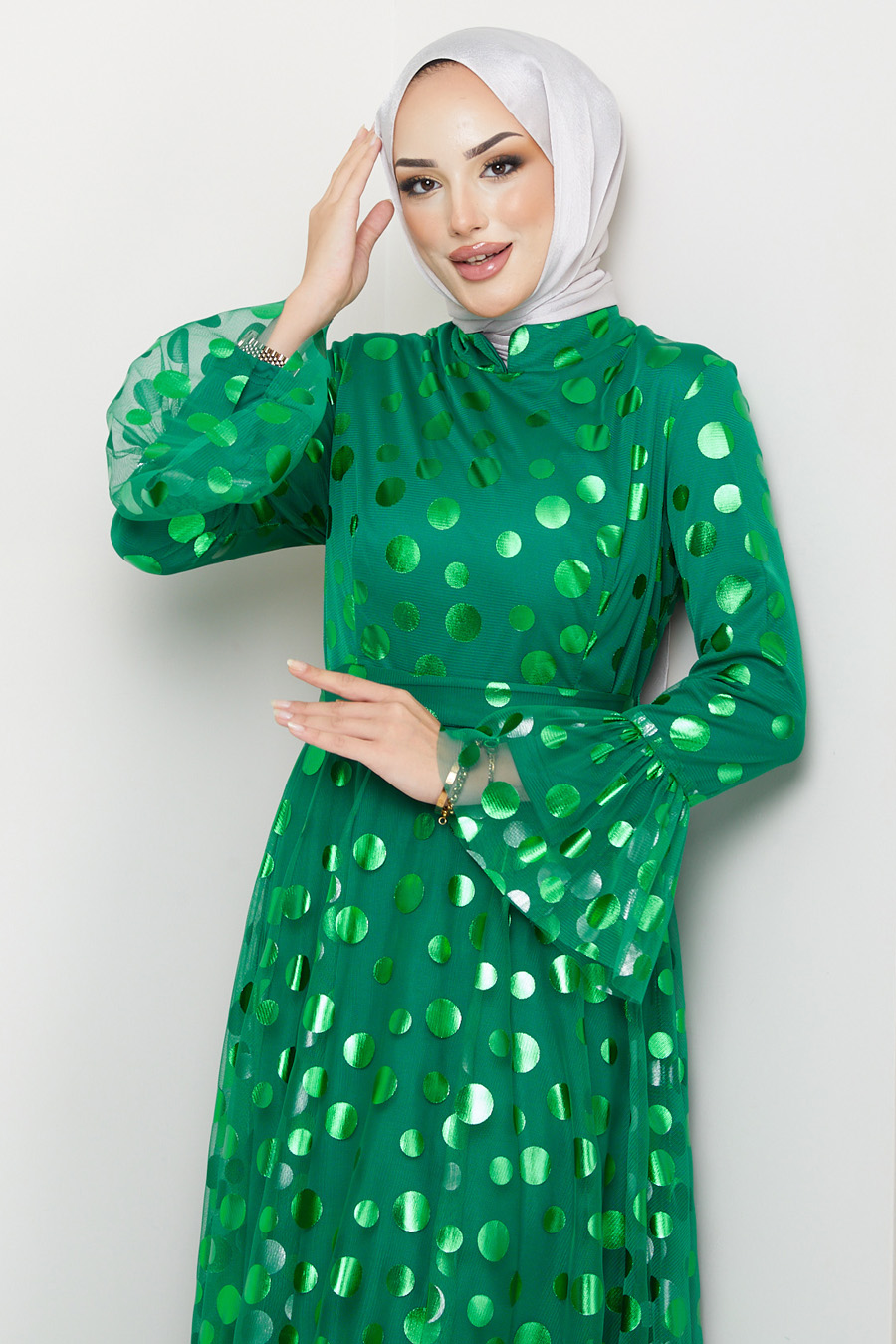 GREEN EVENING DRESS   GREEN EVENING DRESS