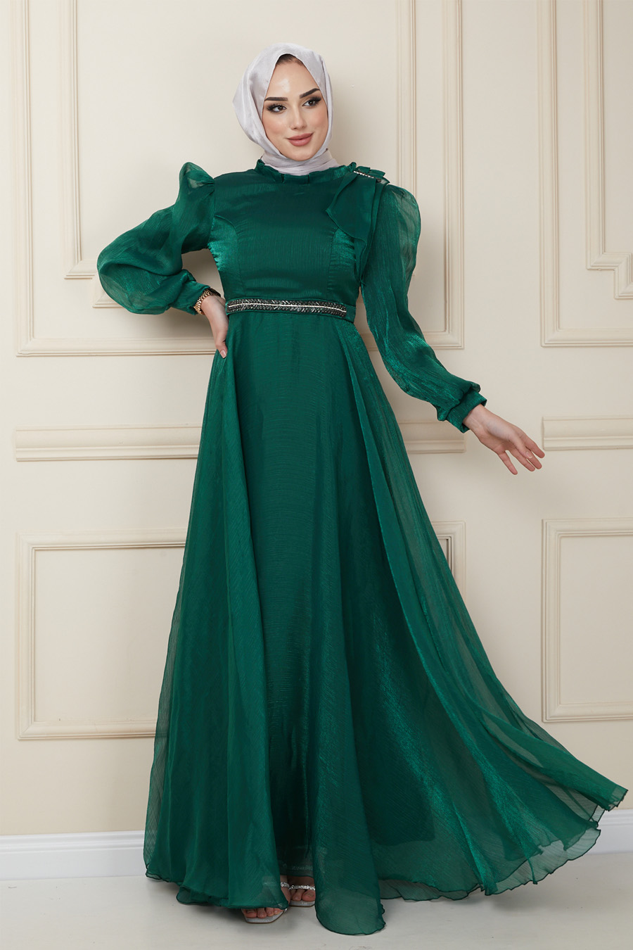 GREEN EVENING DRESS  