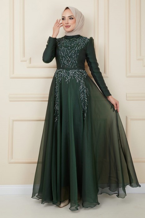GREEN EVENING DRESS  