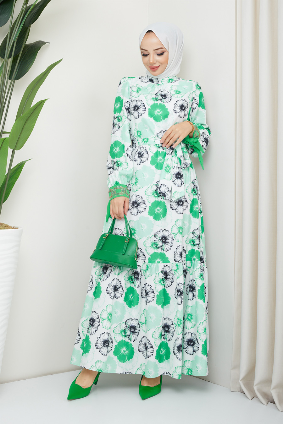  GREEN FLOWER  PATTERNED  - DRESS