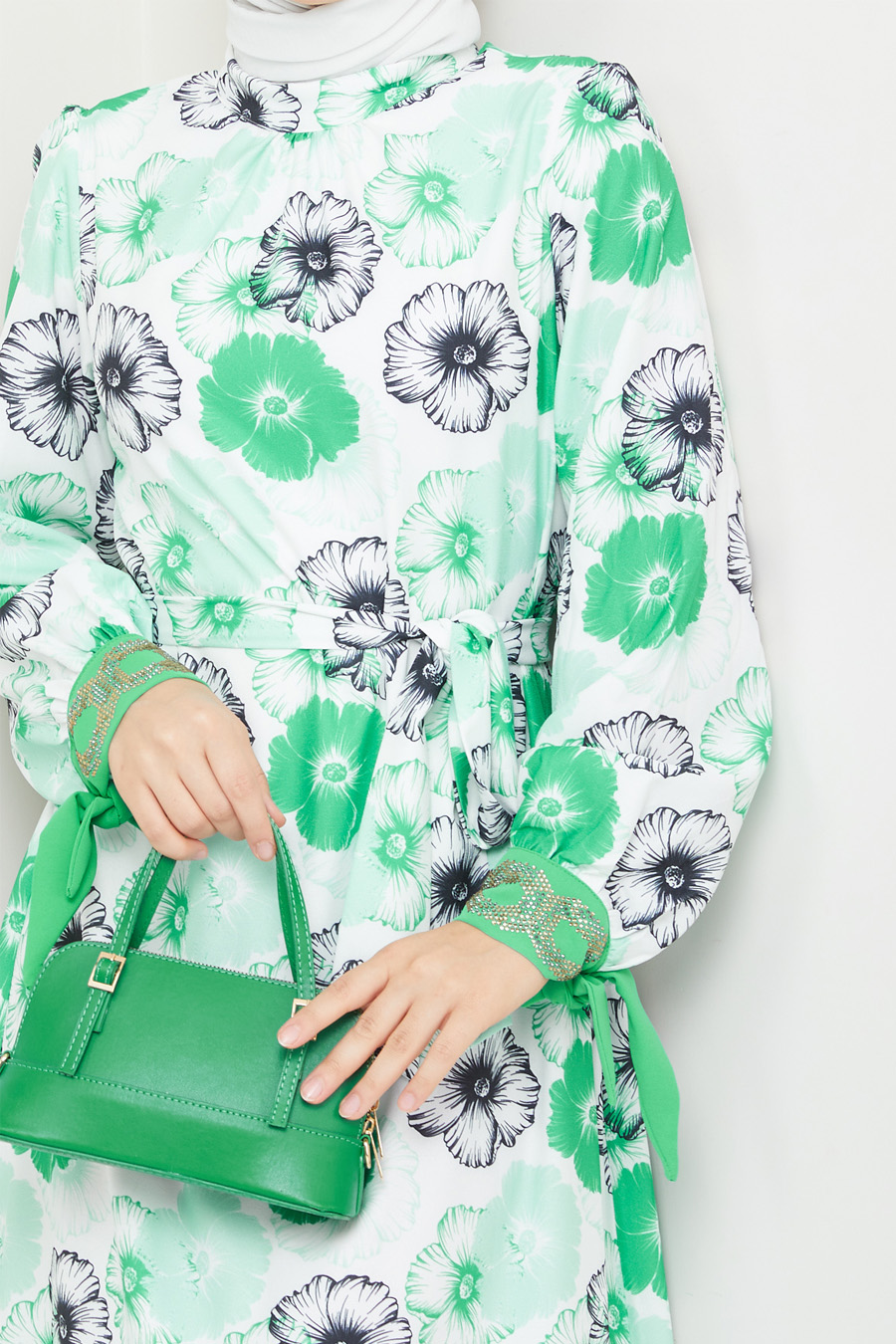  GREEN FLOWER  PATTERNED  - DRESS