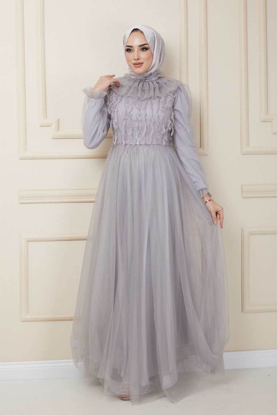 GREY EVENING DRESS  