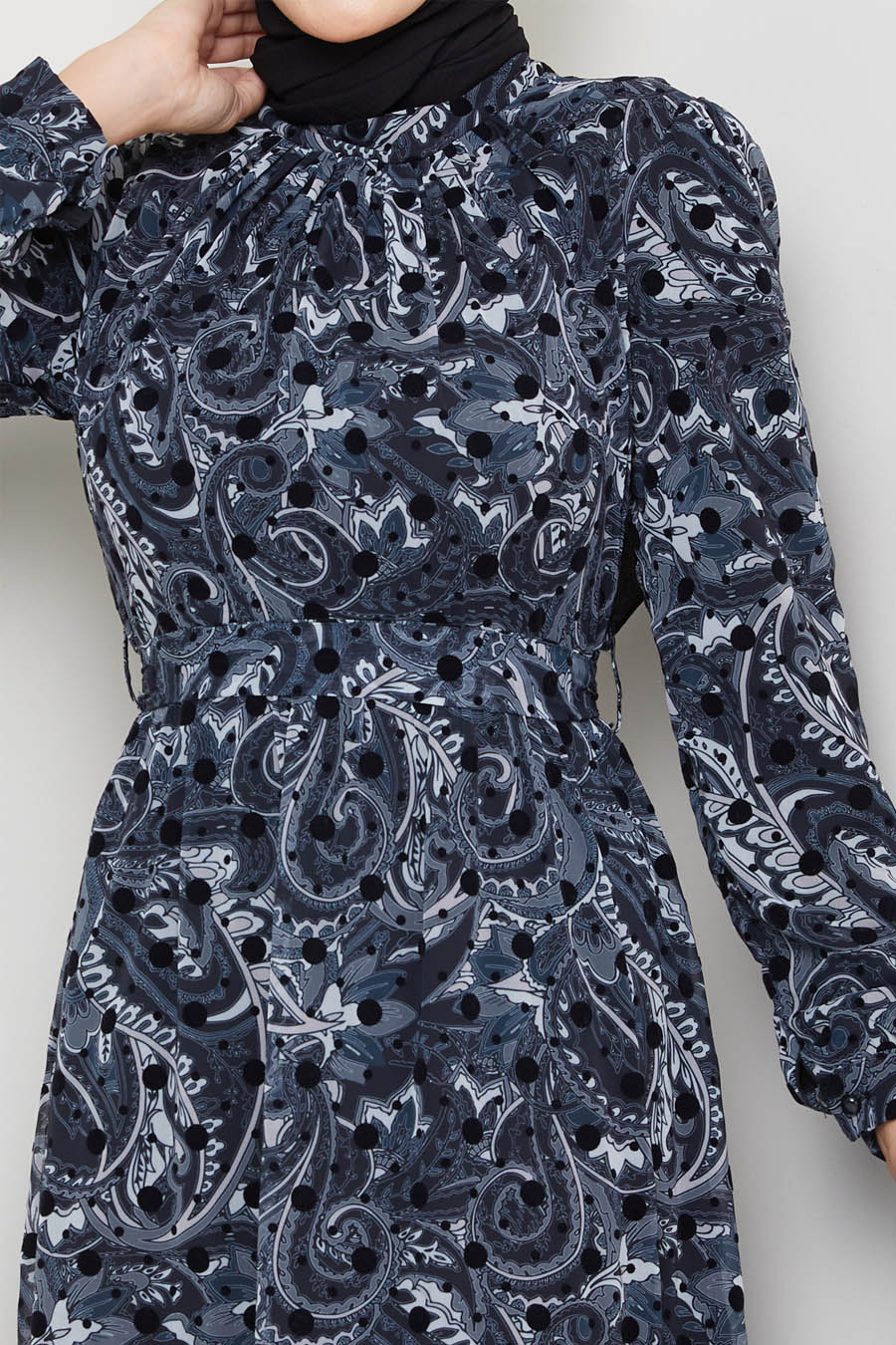 GREY PATTERNED DRESS 