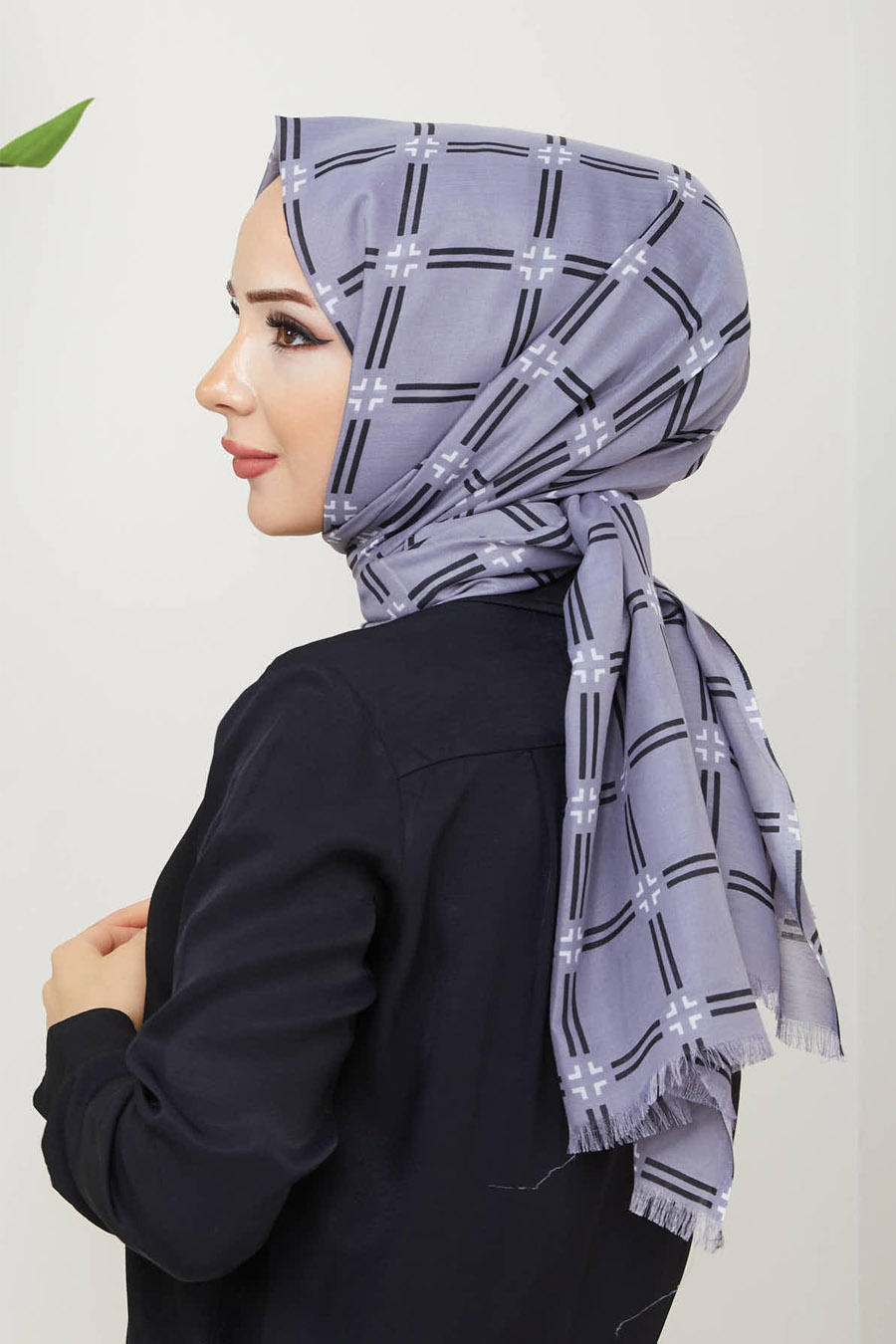 GREY - SHAWL