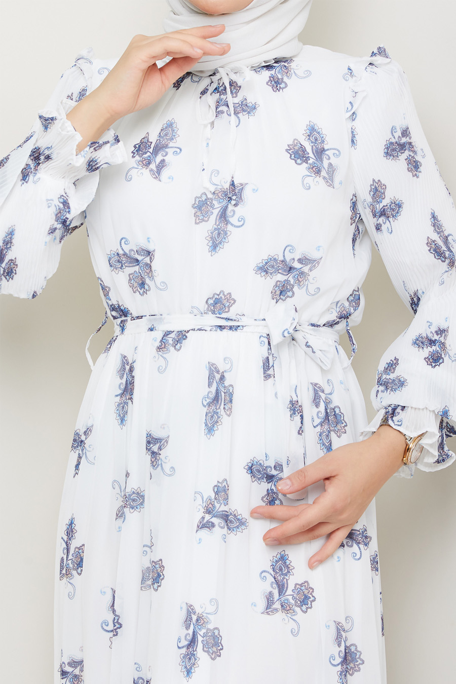 INDIGO  FLOWER PATTERNED  WHITE DRESS 
