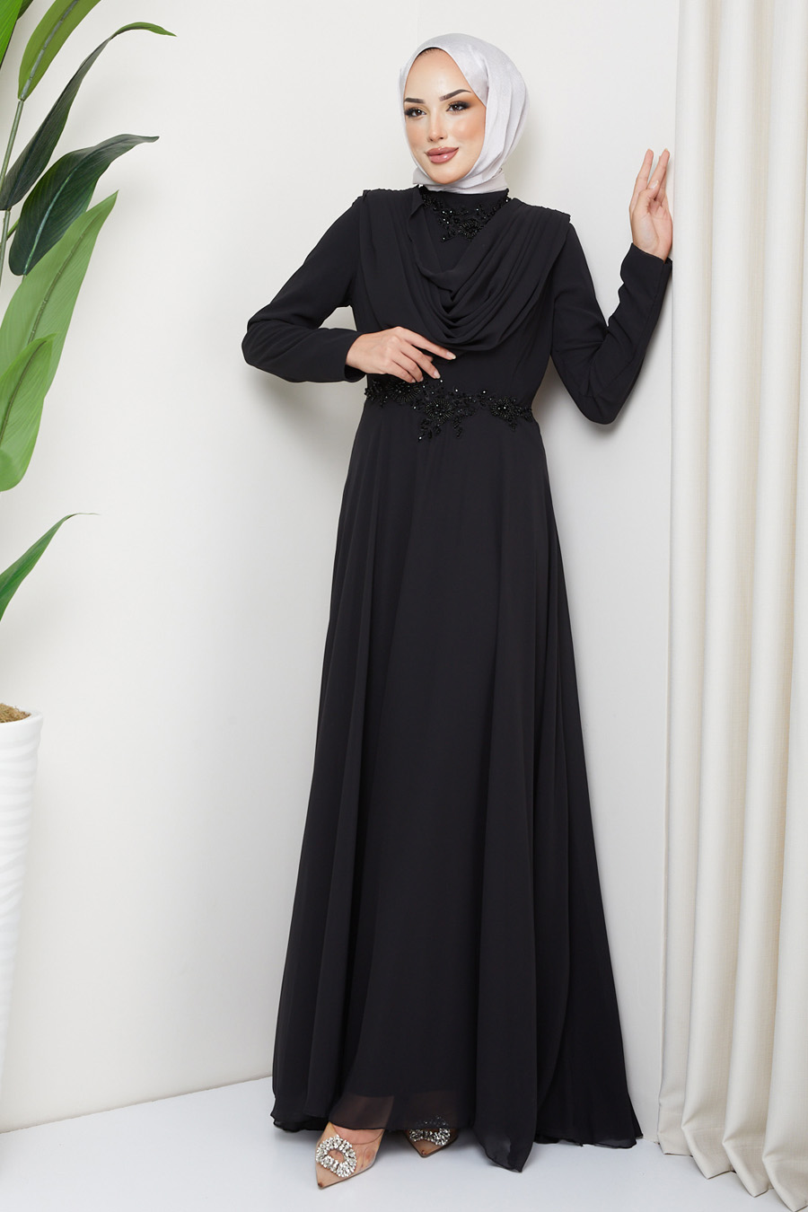 BLACK - LACE DETAILED EVENING DRESS