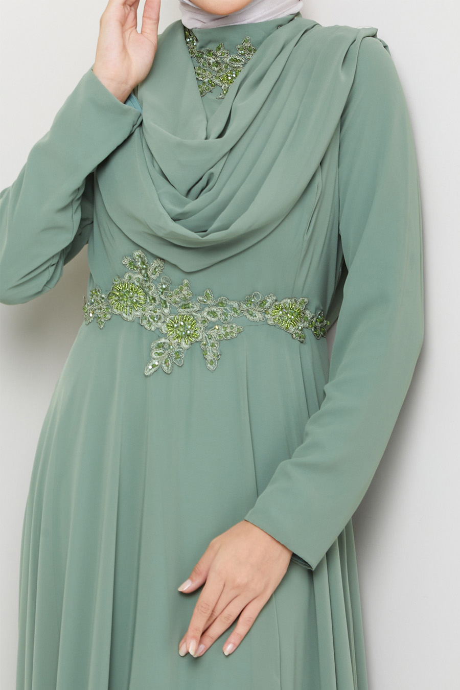 GREEN  - LACE DETAILED EVENING DRESS