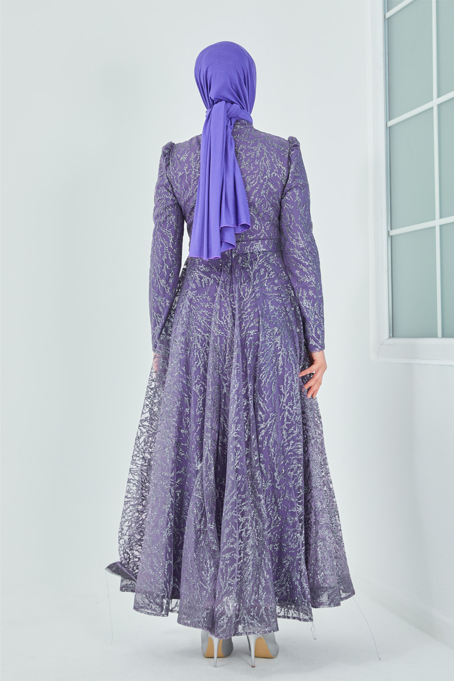 SILVERY LILA EVENING DRESS  