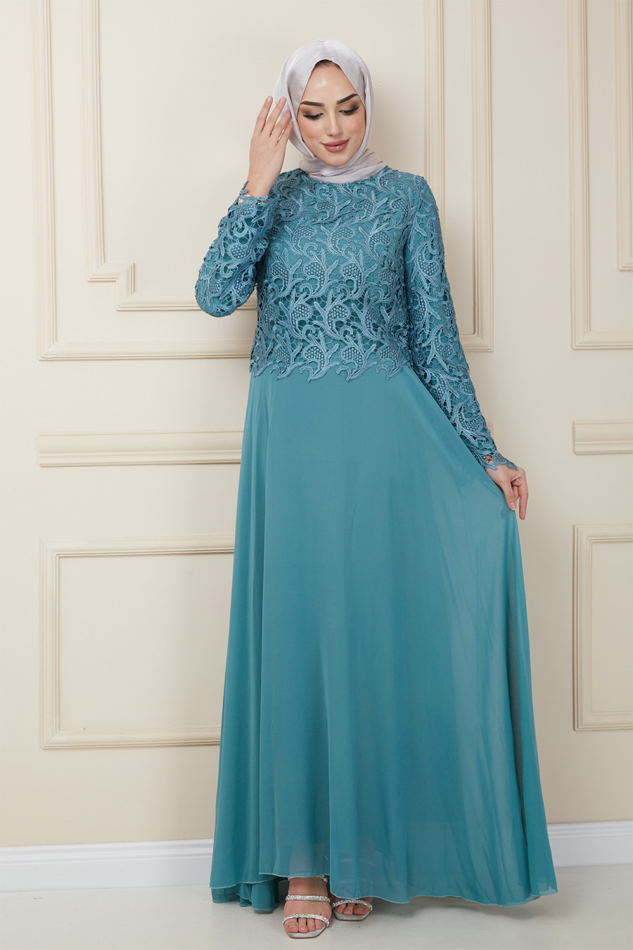 RED EVENING DRESS   RED EVENING DRESS