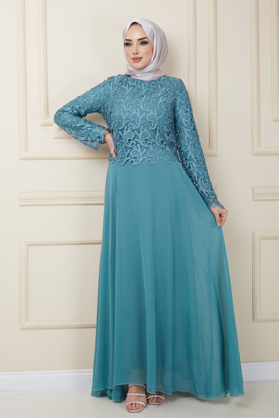 RED EVENING DRESS   RED EVENING DRESS