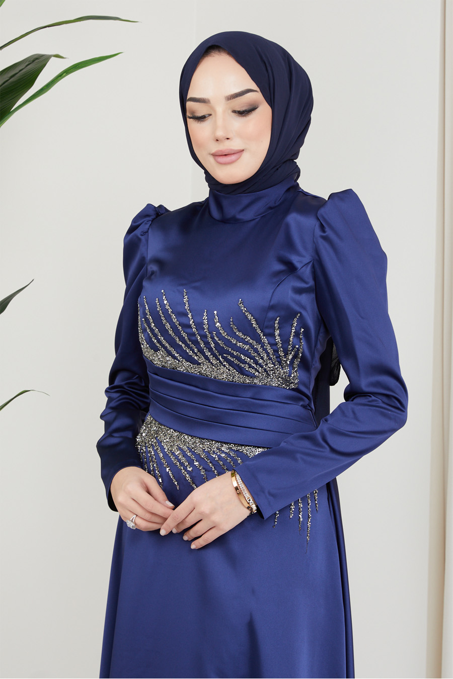 NAVY BLUE EVENING DRESS  
