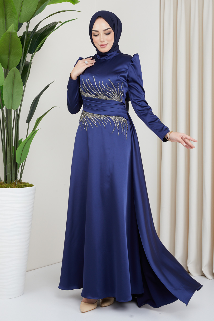 NAVY BLUE EVENING DRESS  