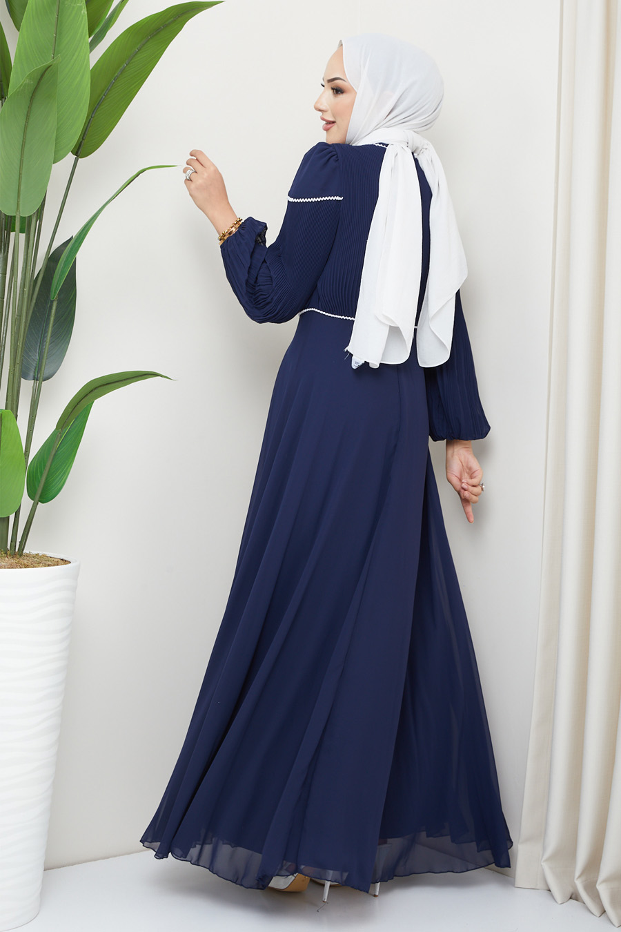 NAVY BLUE EVENING DRESS  